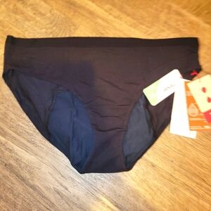 Thinx black bikini period panties 4x